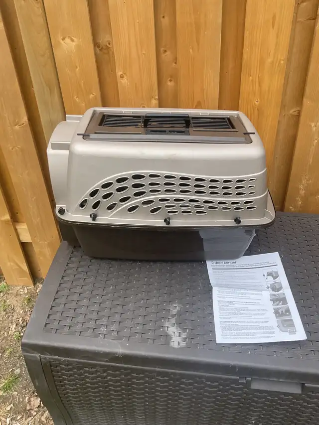 Small Pet Dog Crate , Carrier  $40    23L x16 w X17 h - Photo 3