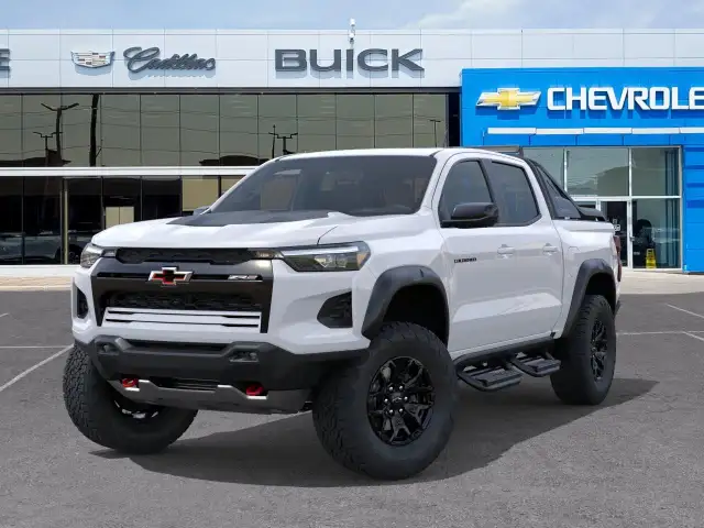 2026 Chevrolet Colorado ZR2 - Photo 10