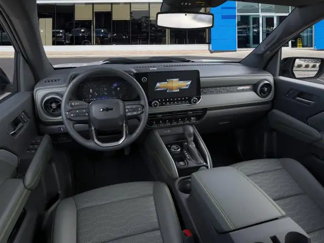 2026 Chevrolet Colorado ZR2 - Photo 18