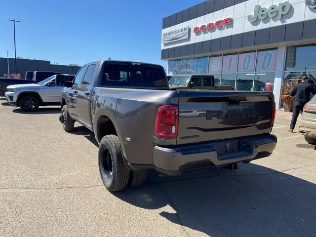 2026 Ram 3500 Big Horn - Photo 7