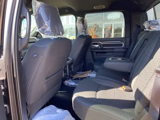 2026 Ram 3500 Big Horn - Photo 16