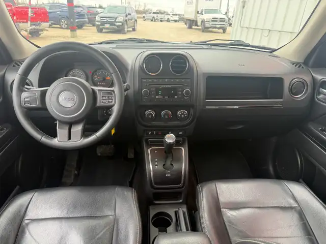 2016 Jeep Patriot High Altitude 4WD - Photo 10