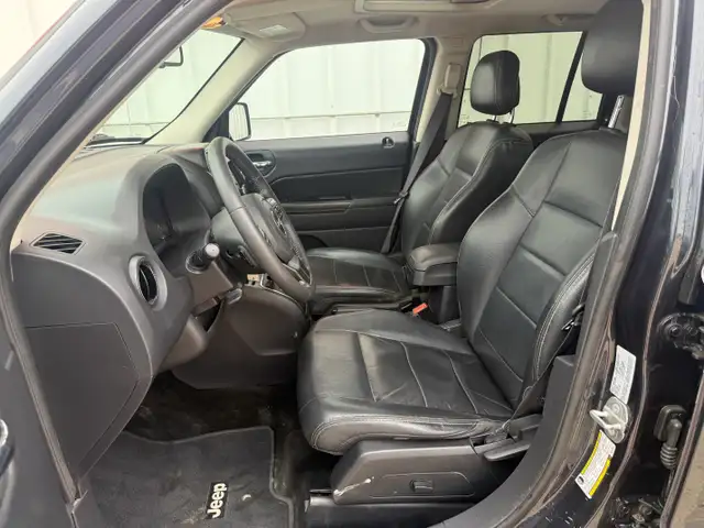2016 Jeep Patriot High Altitude 4WD - Photo 11