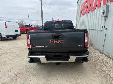 2017 GMC Canyon SLT Crew Cab 4WD - Photo 3