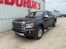 2017 GMC Canyon SLT Crew Cab 4WD - Photo 8