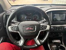 2017 GMC Canyon SLT Crew Cab 4WD - Photo 12