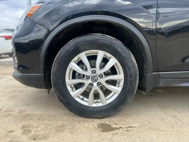 2019 Nissan Rogue AWD S | Command Start | Heated Seat - Photo 15
