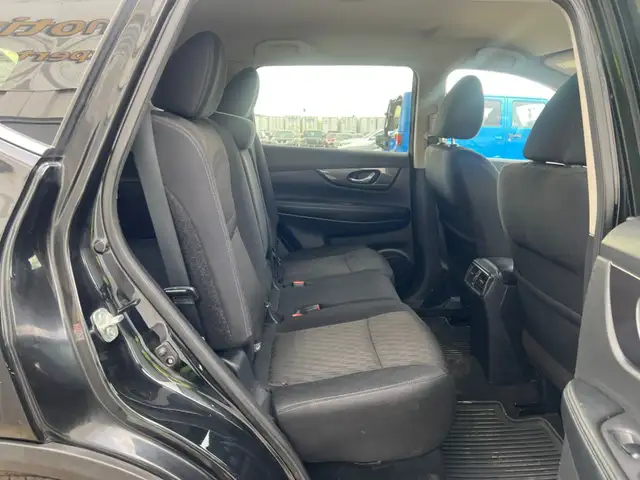2019 Nissan Rogue AWD S | Command Start | Heated Seat - Photo 22