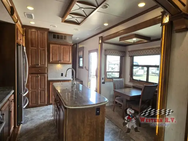 2019 Heartland Landmark 365 Charleston - Photo 21
