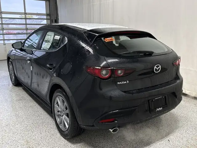 2026 Mazda3 Sport GS - Photo 6