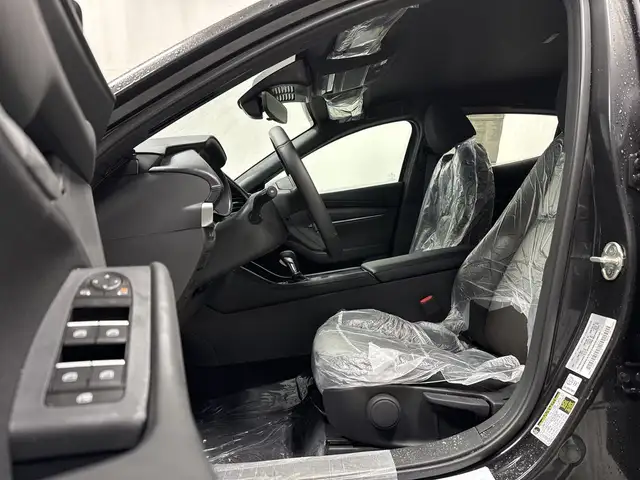 2026 Mazda3 Sport GS - Photo 9