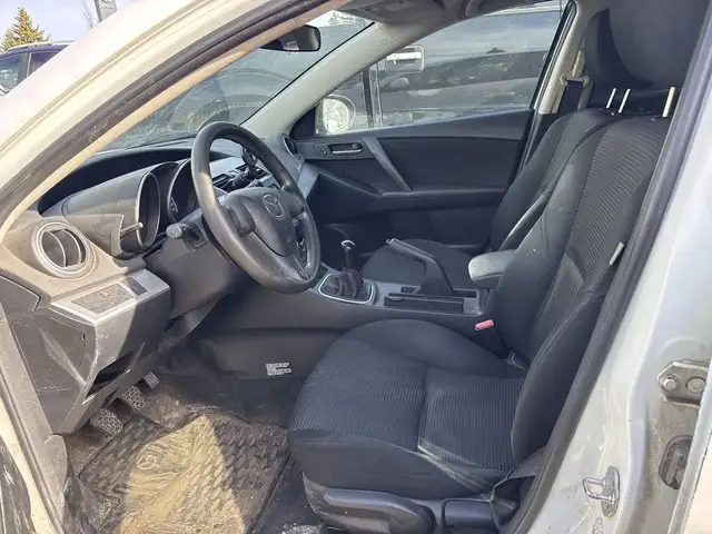 2013 Mazda Mazda3 - Photo 4