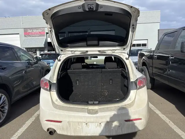 2013 Mazda Mazda3 - Photo 10