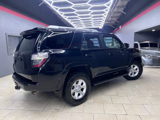 2016 Toyota 4Runner - Photo 4
