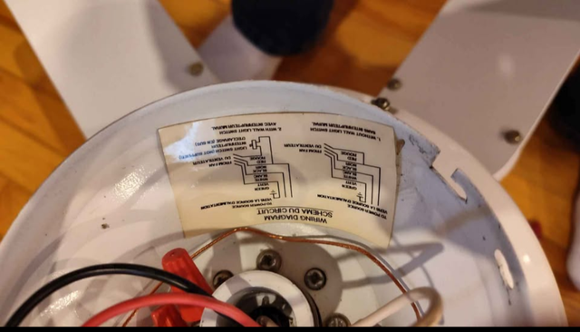 FOR SALE:  42 INCH DIAMETER CANARM LIGHT - CEILING FAN - Photo 4
