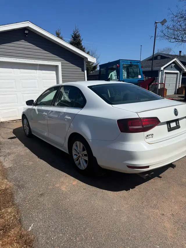 2017 Jetta - Photo 3