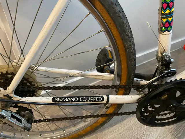 vélo 28 pouce 18 vitesse - Photo 2