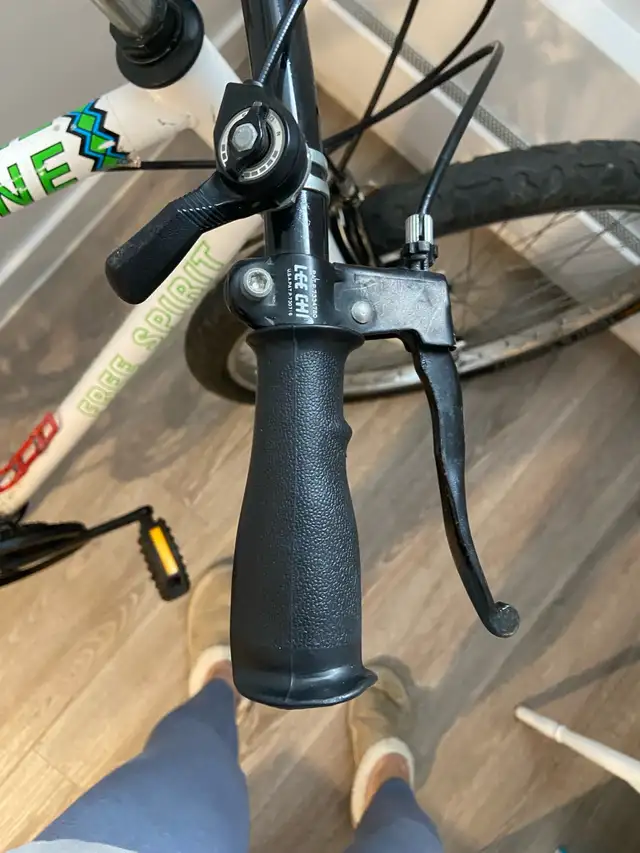 vélo 28 pouce 18 vitesse - Photo 3