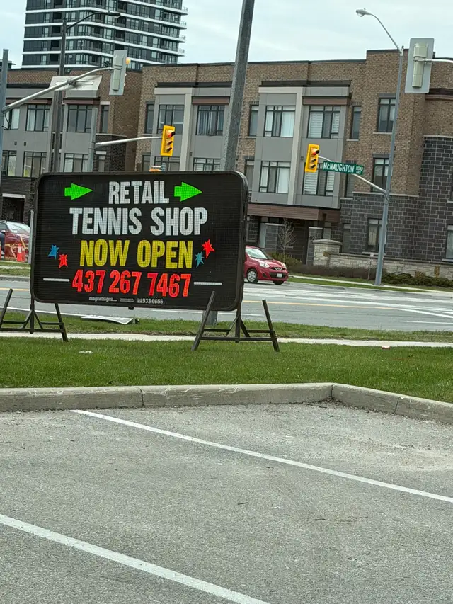 Tennis Retail store- IN VAUGHAN ONTARIO - Photo 4