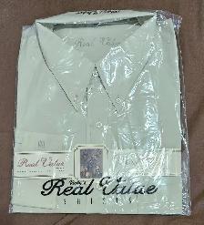 BRAND NEW IN PACKAGE MEN'S FORMAL LONG SLEEVE SHIRT (X-LARGE)