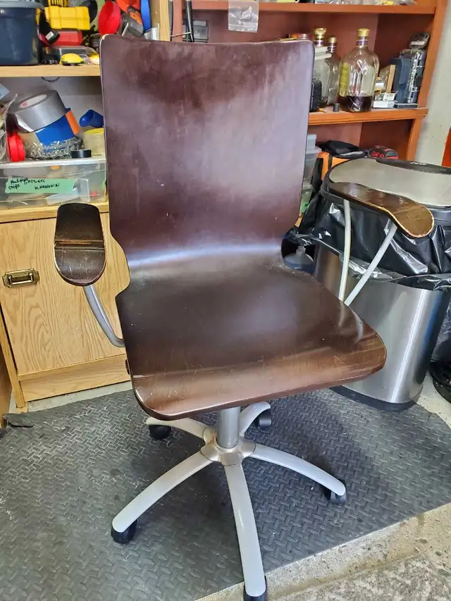 computer chair