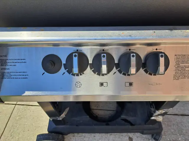 Broil King Crown BBQ Natural Gas only $60 or best offer. - Photo 6