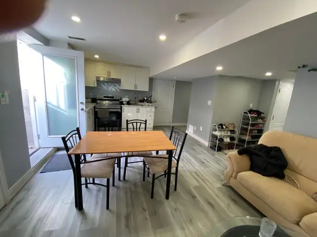 1 Bedroom Basment - Photo 4