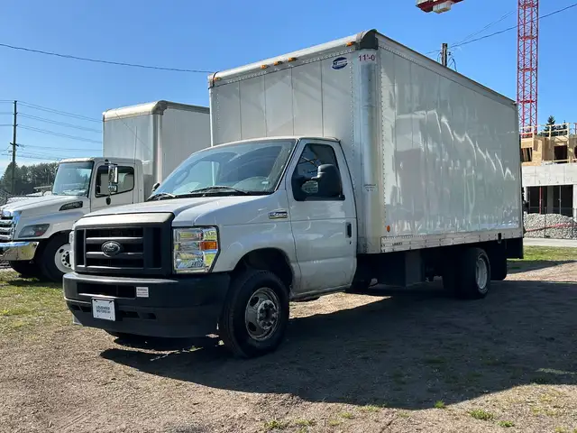 2021 Ford Econoline E-450