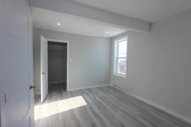 4 1/2 avec électros disponible 1er juillet - Photo 7