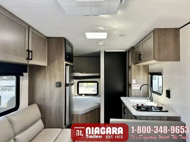 2025 STARCRAFT AR/ONE 231BH Travel Trailer - Photo 5