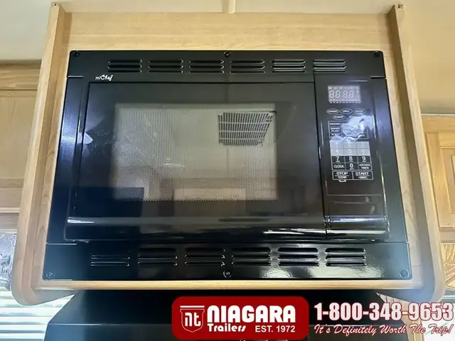 2011 EVERGREEN EVER-LITE 31RB Travel Trailer - Photo 14