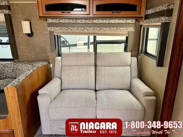 2016 STARCRAFT AUTUMN RIDGE 339BHTS Travel Trailer - Photo 9