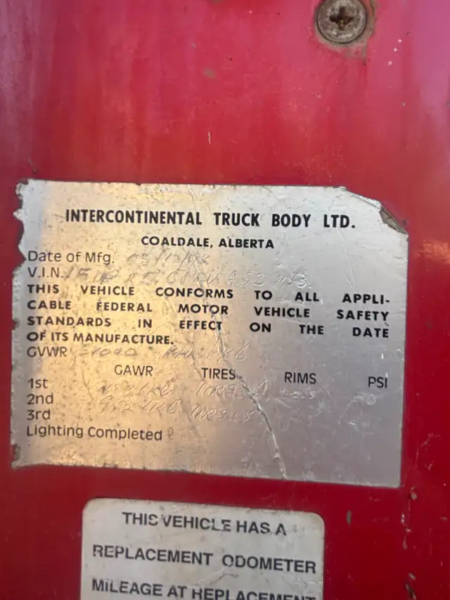 1993 Ford Gardwine Truck. Cummins. Parting out - Photo 3