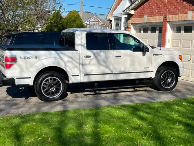 2012 Ford F150 platinum ALL  option in good shape - Photo 3