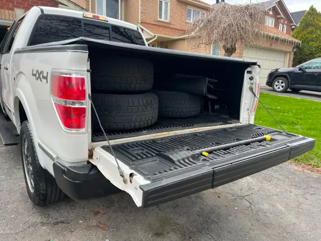 2012 Ford F150 platinum ALL  option in good shape - Photo 10