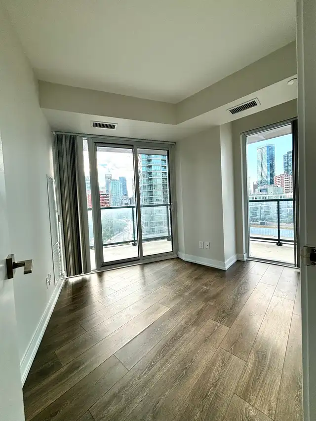 Downtown Wellesley condo - Photo 7