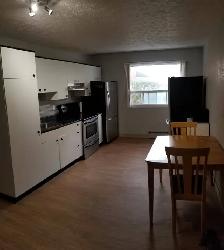 Chambre TOUT INCLUS devant le Cégep: bienvenue au étudiant(e)!