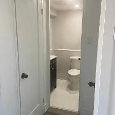 Bachelor Studio Apartment 30 Gloucester St. (Yonge Bloor area) - Photo 6