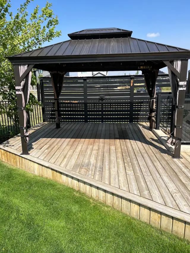 Deck & Fence Stain - Starting @ $1.00/sqft - Photo 3