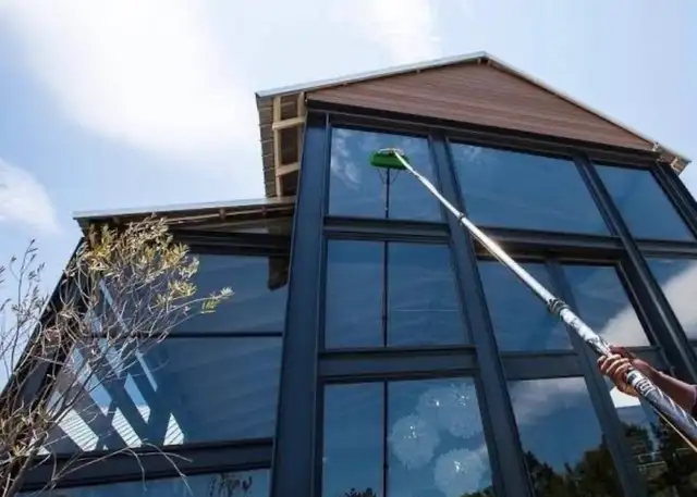 window cleaning Halton region