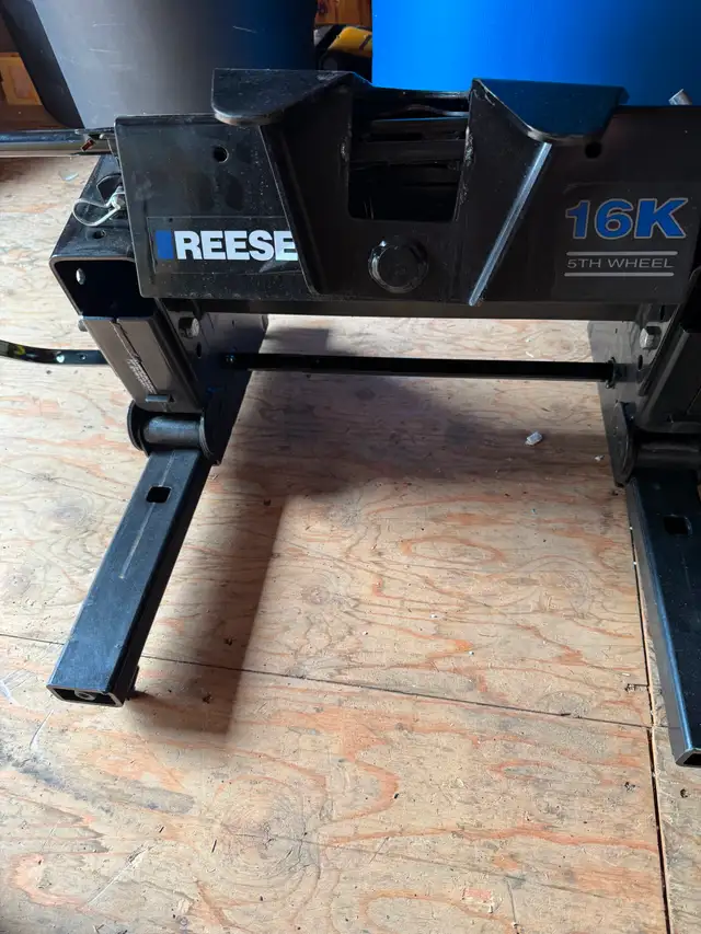 Fifth Wheel attach - Photo 3