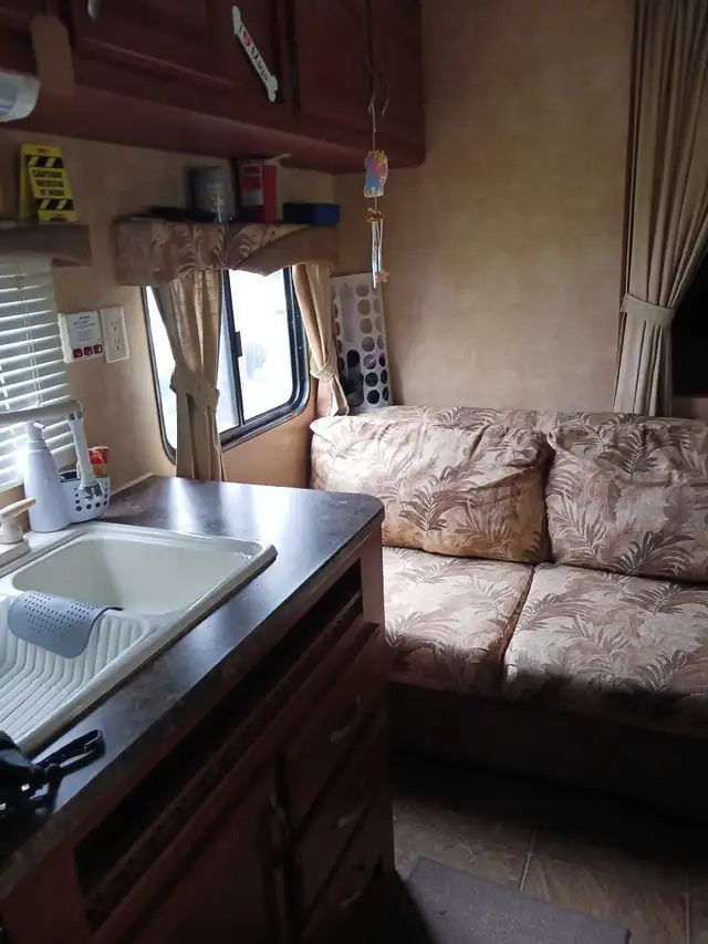 camping trailer - Photo 8