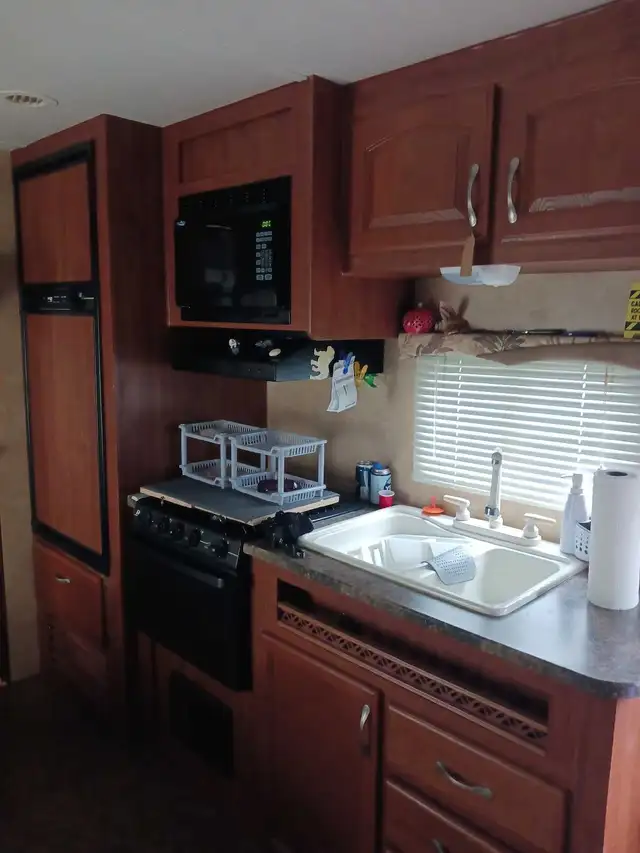 camping trailer - Photo 10