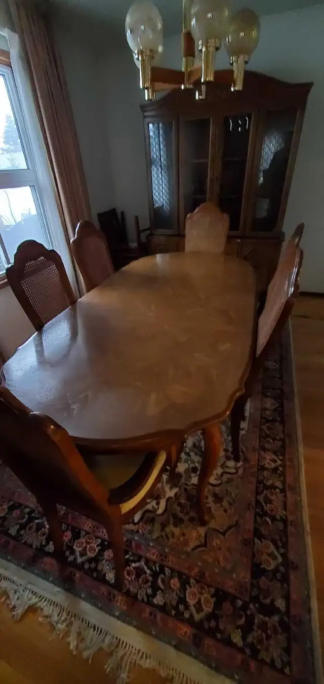 Estate Sale - Furniture - Photo 7