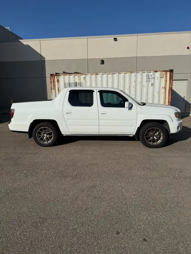 Honda Ridgeline - Photo 7