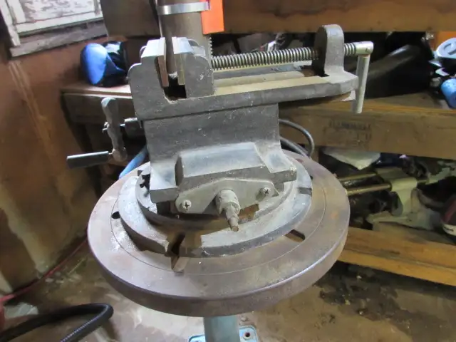 Buzy Bee 6 foot Drill Press with cross slide vise - Photo 3