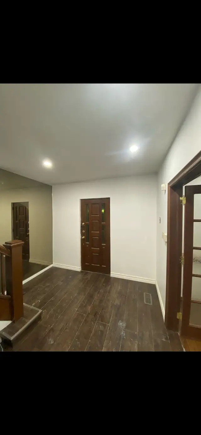 3 bedroom Townhouse for Rent in Vaughan - Photo 3