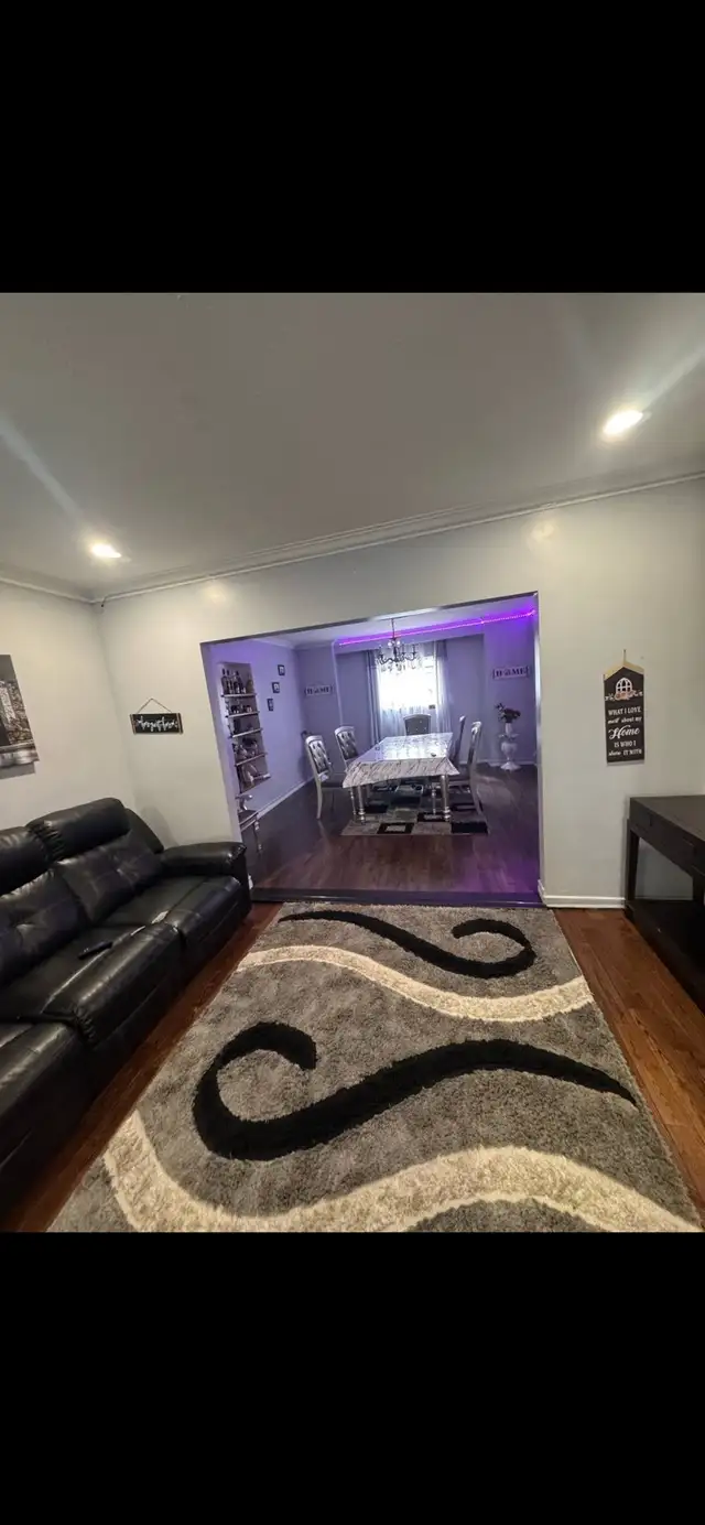 3 bedroom Townhouse for Rent in Vaughan - Photo 5