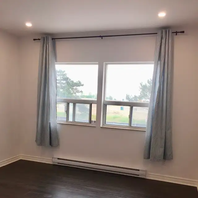 Port Credit Utilties Included, 1 Bed 1 Bath Apartment - Photo 4