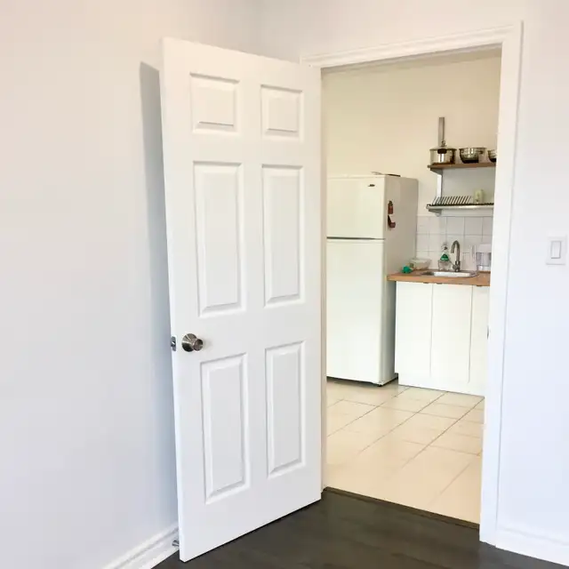 Port Credit Utilties Included, 1 Bed 1 Bath Apartment - Photo 5